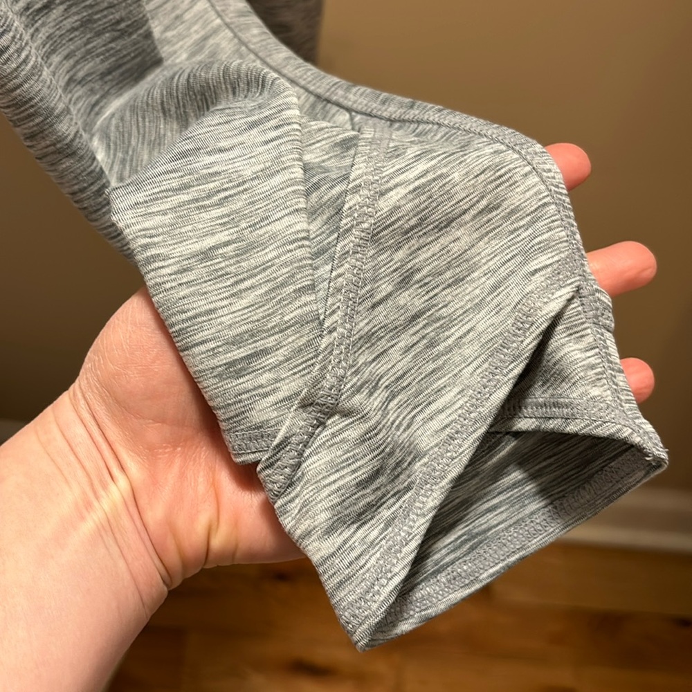 Manduka workout pants cutouts - Picture 3 of 5